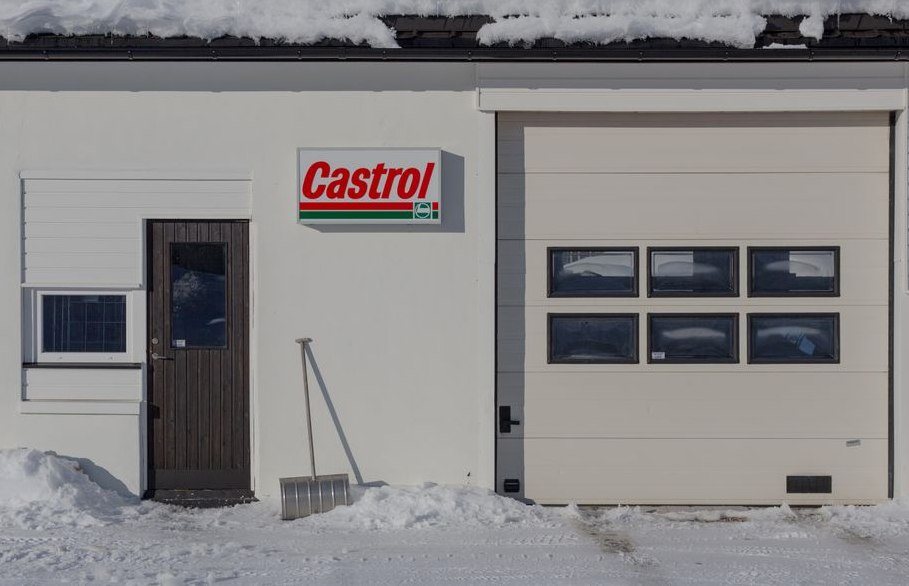 Garage Door Repair Cost Guide in Yuma